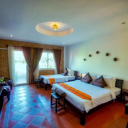 My Unique Villa Siemreap シェムリアップ エクステリア 写真