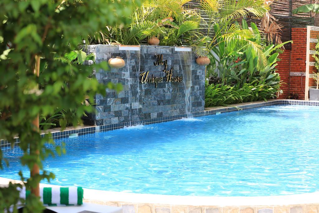 My Unique Villa Siemreap シェムリアップ エクステリア 写真