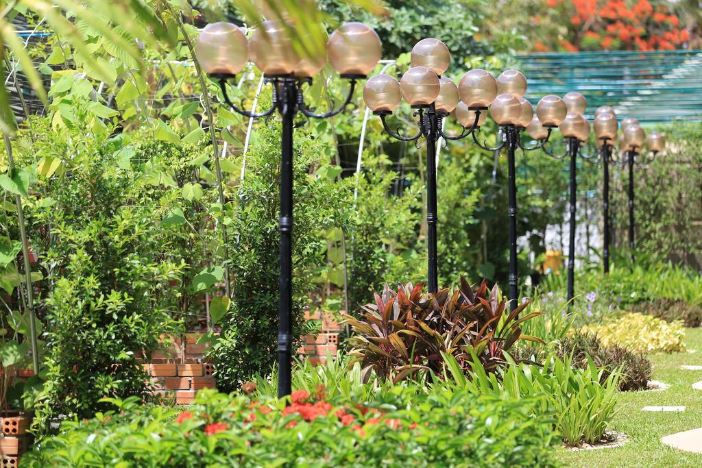 My Unique Villa Siemreap シェムリアップ エクステリア 写真