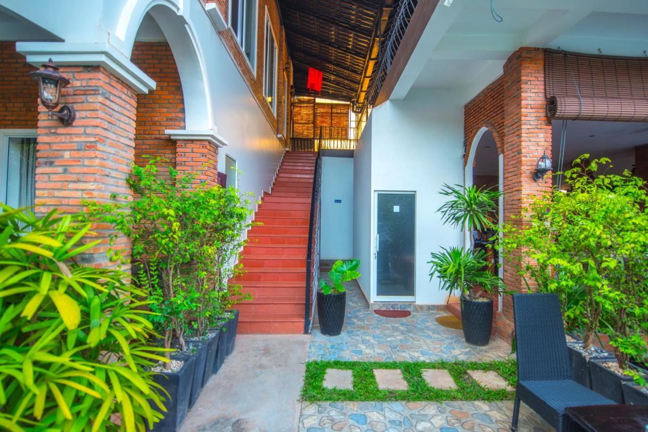 My Unique Villa Siemreap シェムリアップ エクステリア 写真